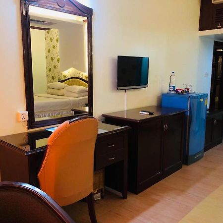 Grand Park Hotel 치타공 외부 사진